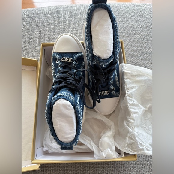 Michael Kors Evy High-Top Denim Sneakers Size 8.5 – Brand New in Box - Picture 5 of 12